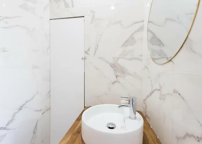 Alfama Tale Four-bedroom W/ River View - By Lu Holidays