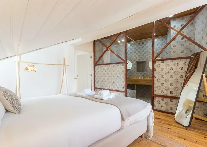 Alfama Tale Four-bedroom W/ River View - By Lu Holidays *